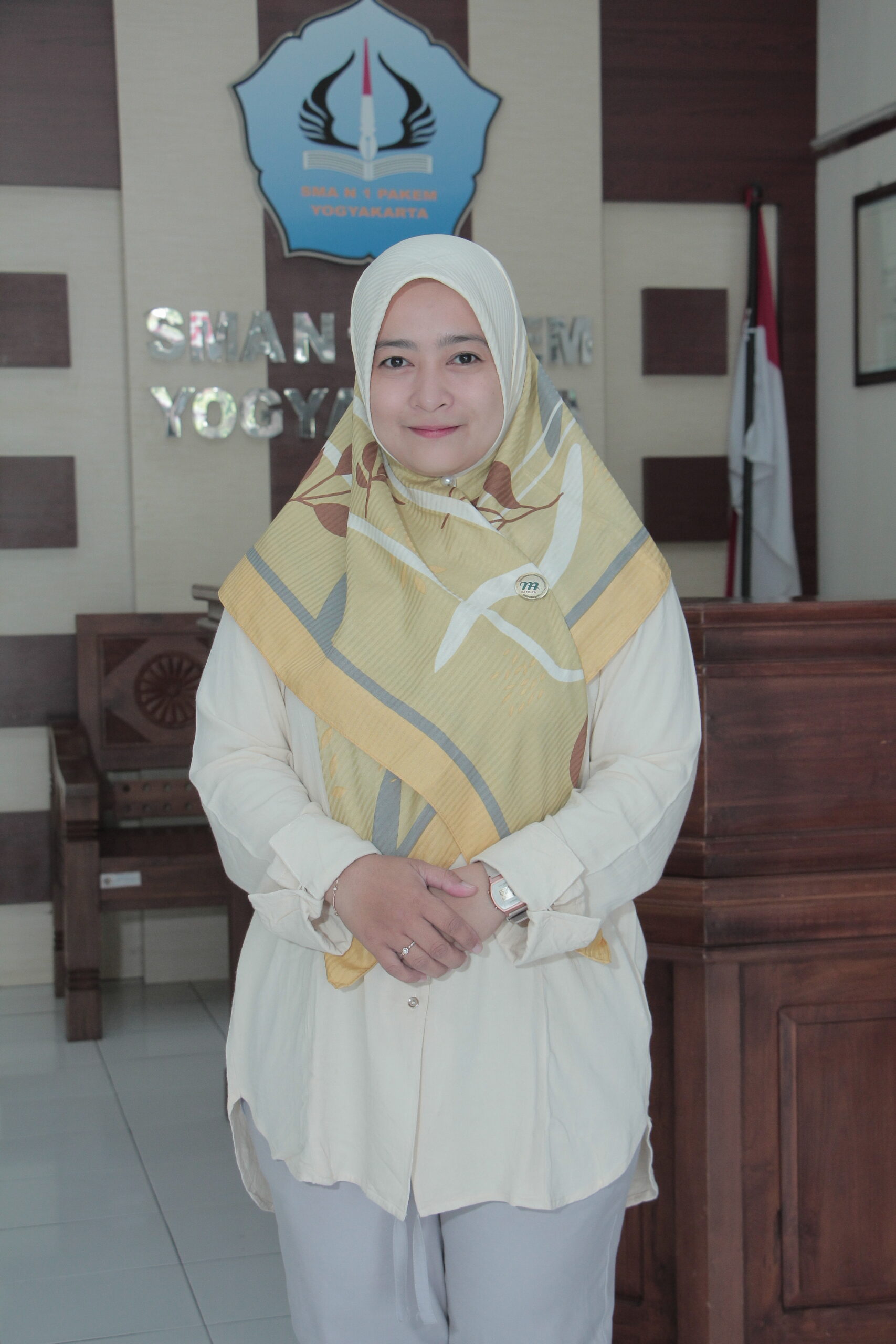 DEWI NURSEHA FEBRIANI., S.Pd.