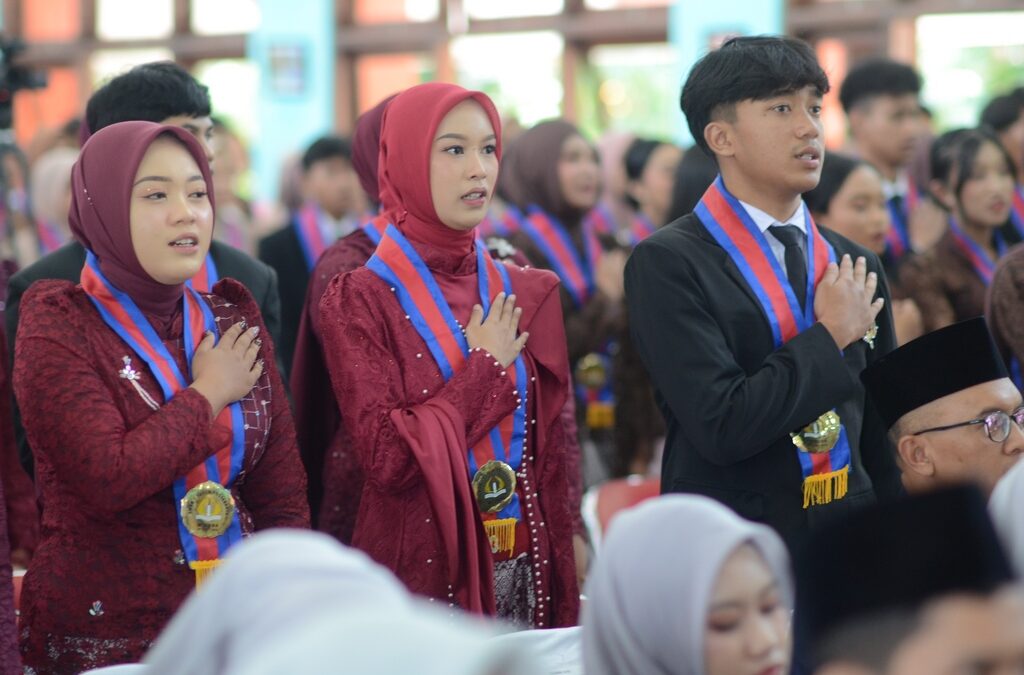 Pelepasan dan Penyerahan Kembali Murid Kelas XII Tahun Ajaran 2025/2026